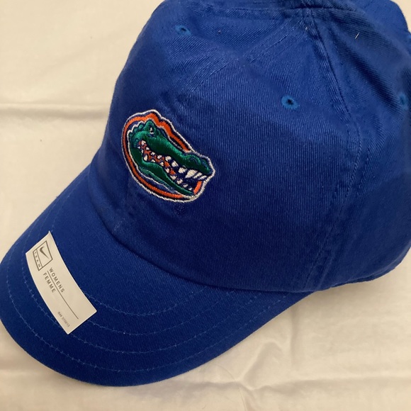 NWT- NIKE UF Gator Women’s Cap - Picture 2 of 4